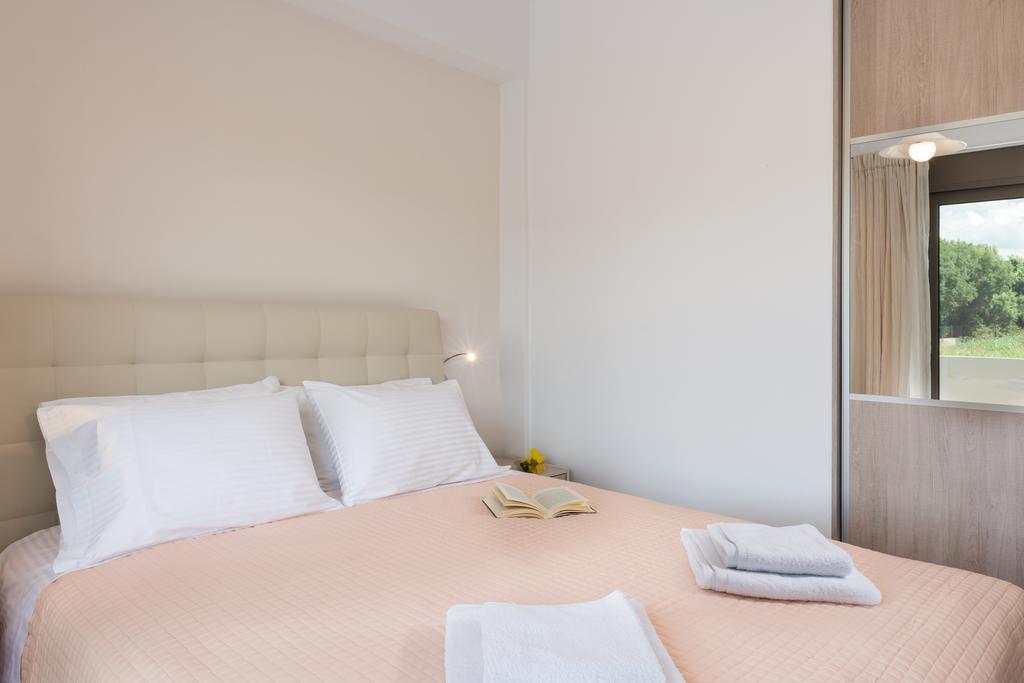Niovi Seaside Suites Kíssamos Exterior foto
